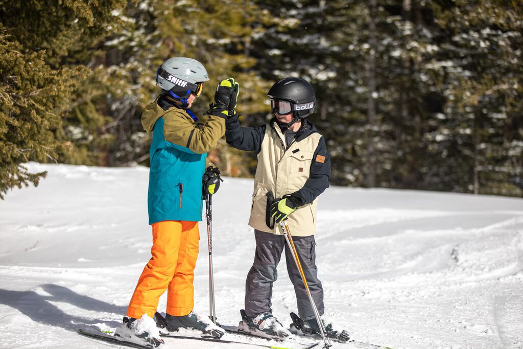 learn to ride snowboard rental packages